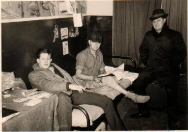 Images/Dig the hats.jpg